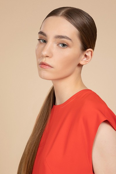 Свободное платье с короткими рукавами VASSA&Co, пол женский, цвет красный