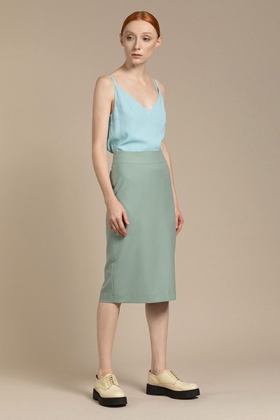 Классическая юбка зауженного силуэта VASSA&Co, пол женский, цвет хаки