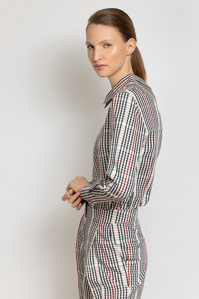 Блузка закрытого кроя из вискозы VASSA&Co, пол женский, цвет серый