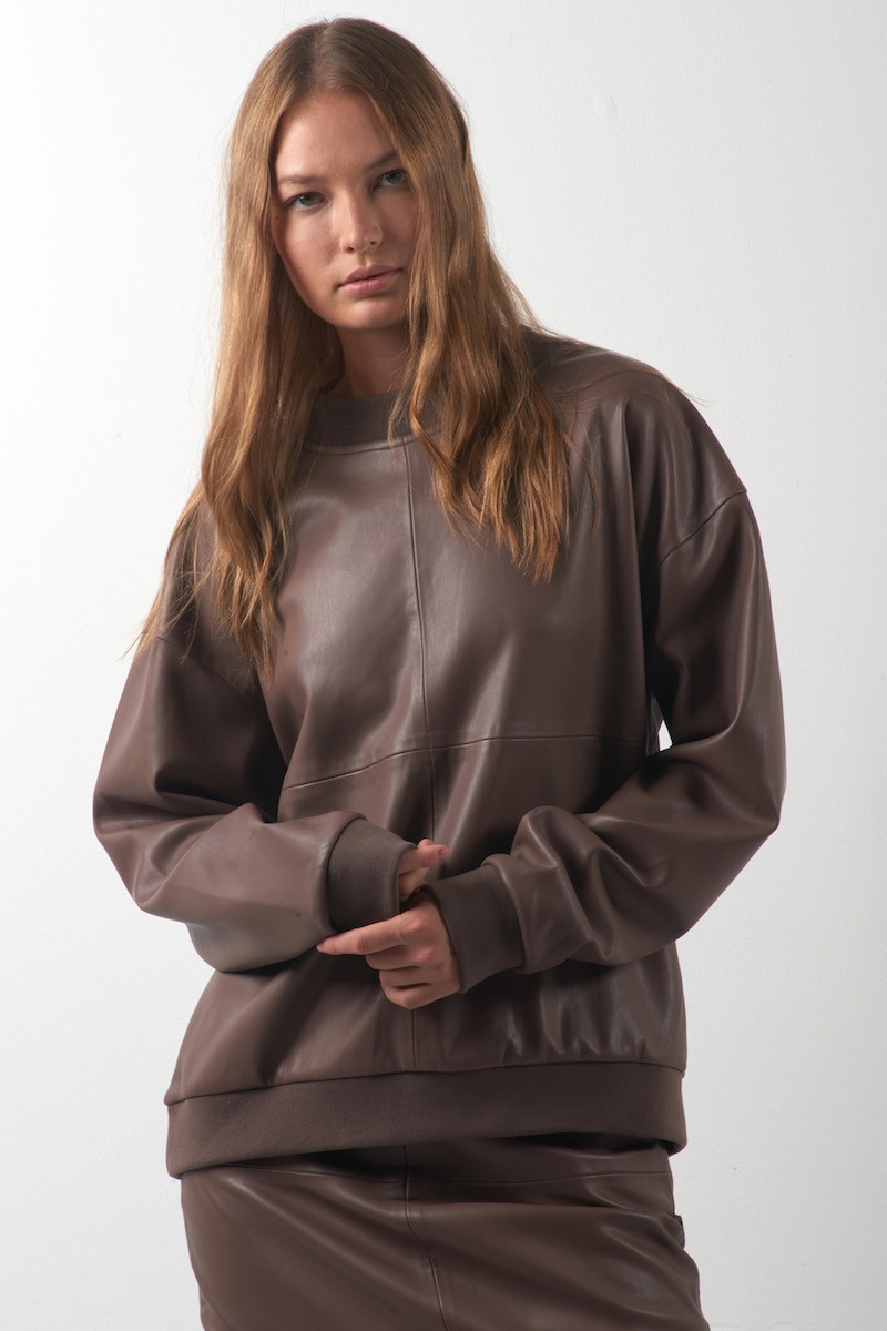 Sweatshirt VASSA CODE, пол female, цвет Brown