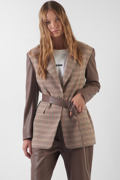 Жакет женский с рукавами из экокожи VASSA CODE, пол женский, цвет коричневый