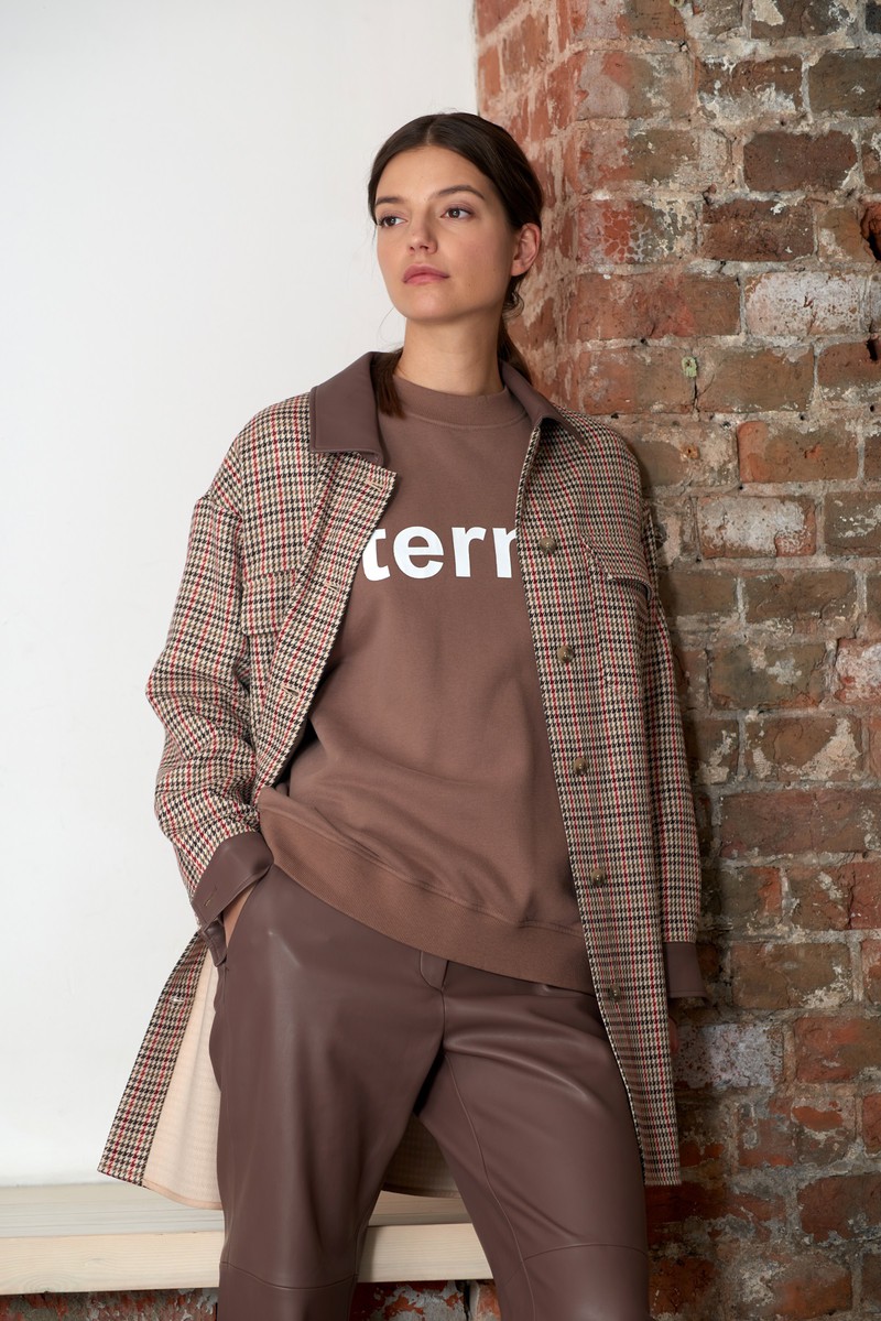 Жакет-рубашка с поясом VASSA CODE, пол женский, цвет коричневый