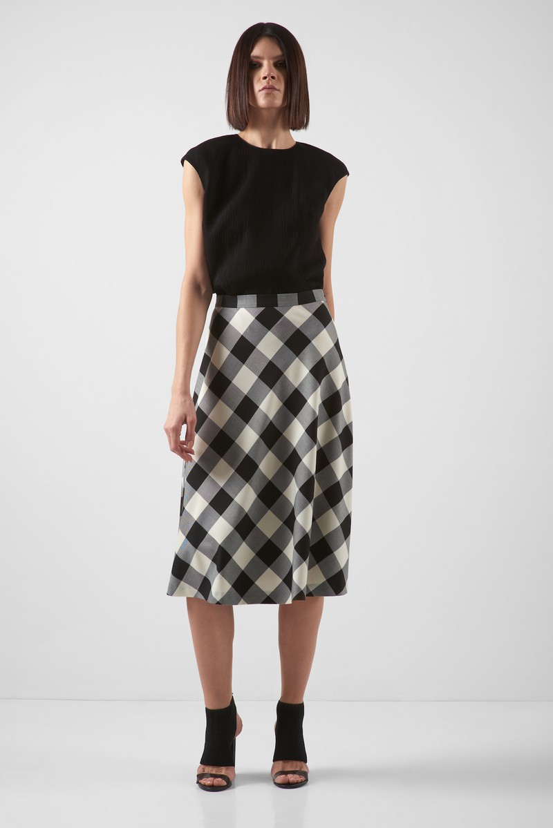 Юбка А-силуэта VASSA&Co, пол женский, цвет черный