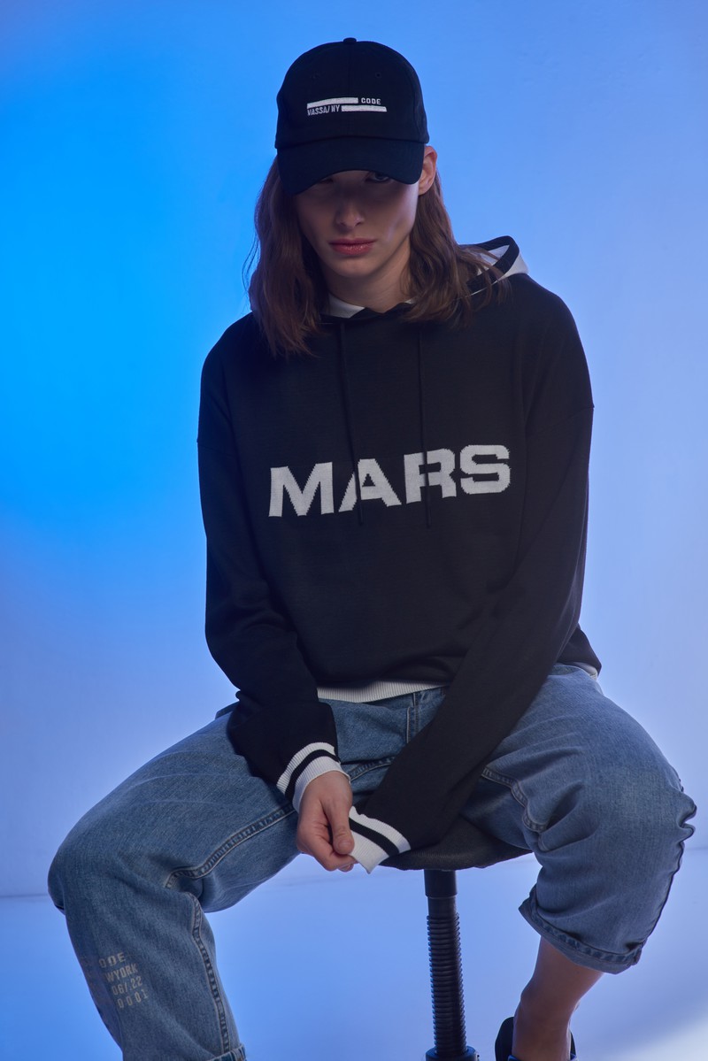 Hoodie VASSA CODE, пол female, цвет black