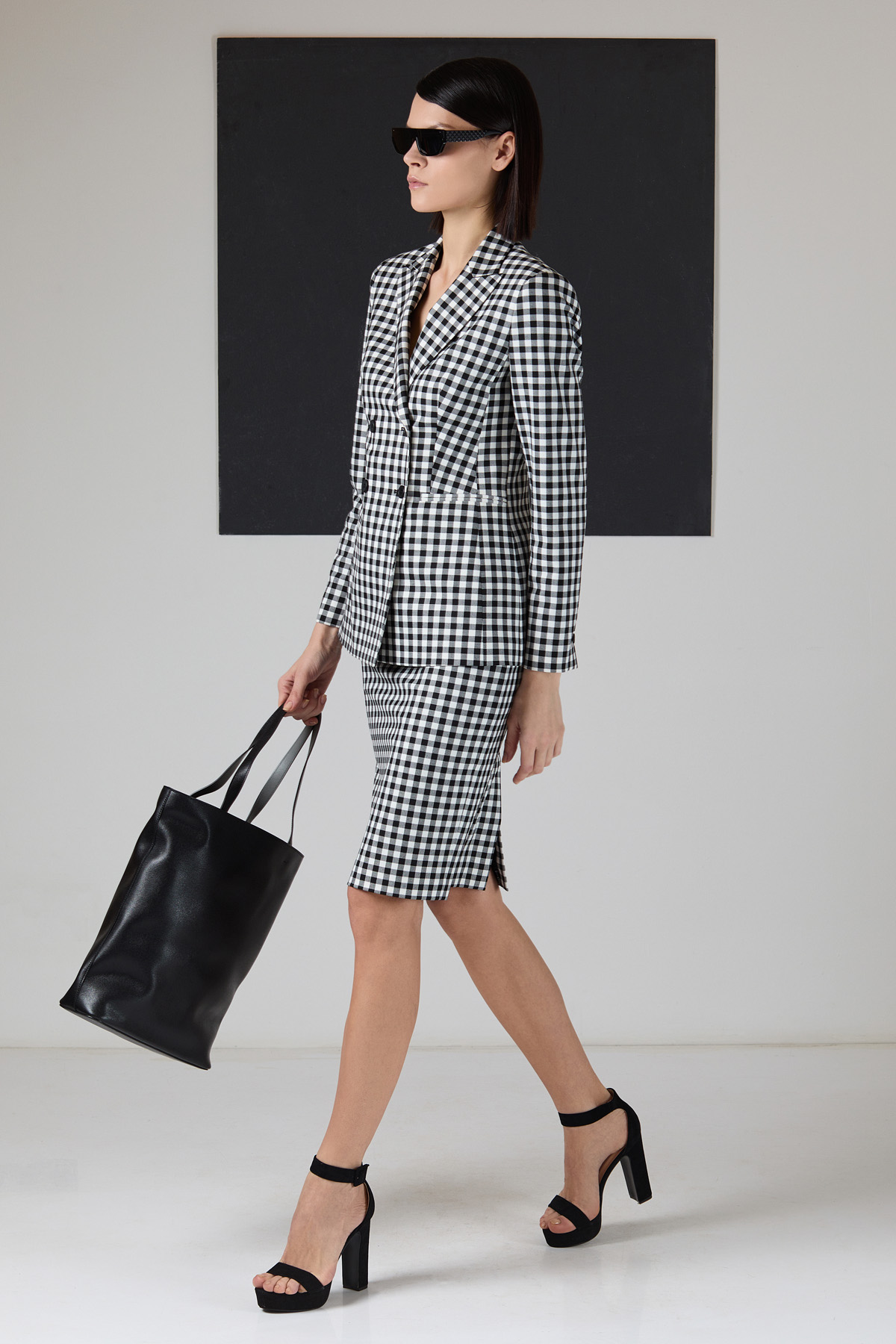 Skirt female ЮБКА VASSA&Co Black
