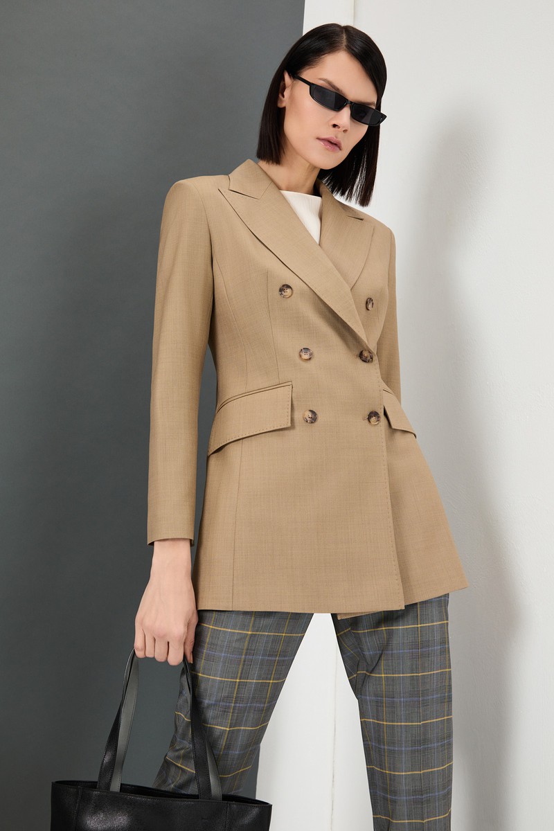 Двубортный жакет VASSA&Co, пол женский, цвет хаки