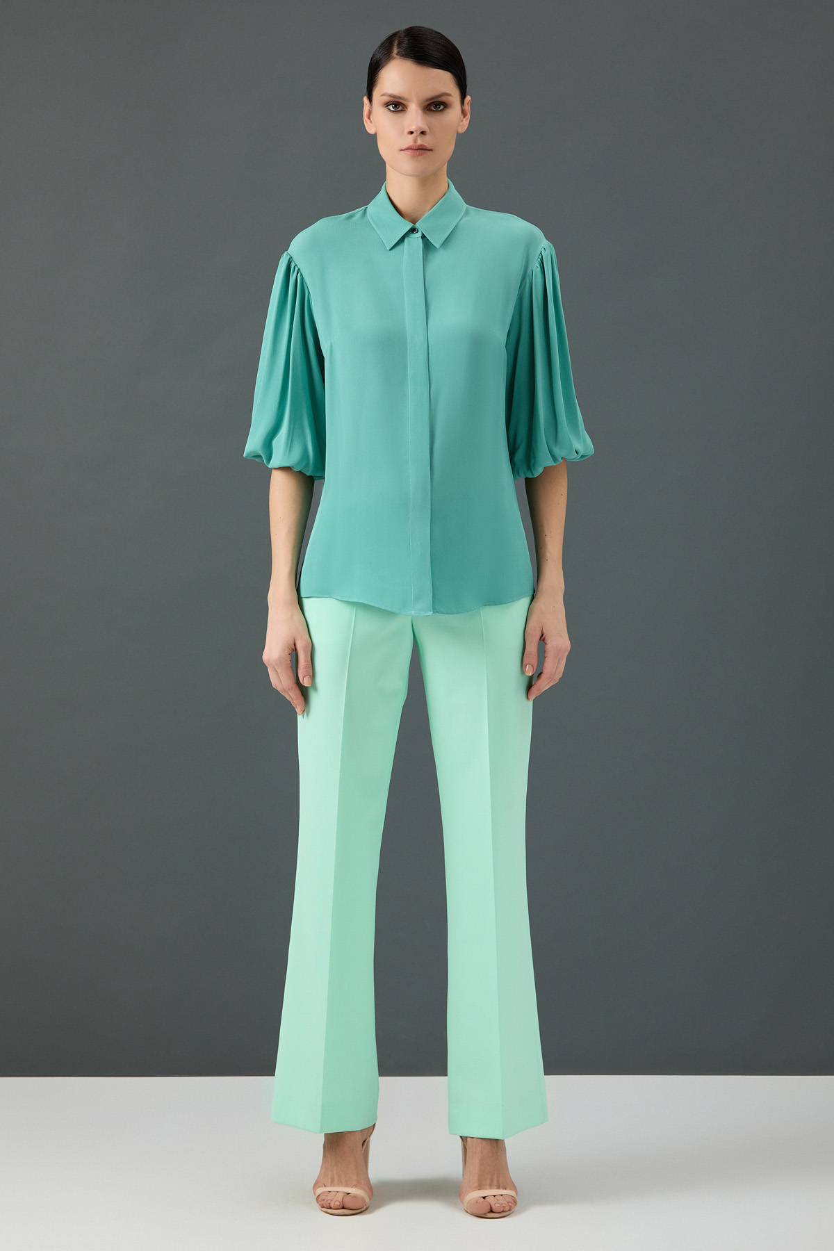 Blouse female БЛУЗКА VASSA&Co Зеленый
