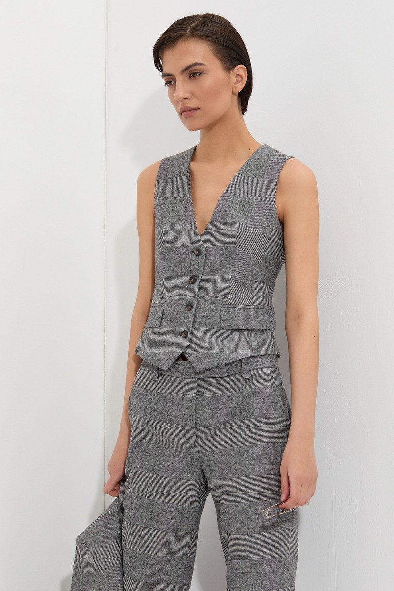 Жилет VASSA&Co, пол женский, цвет серый