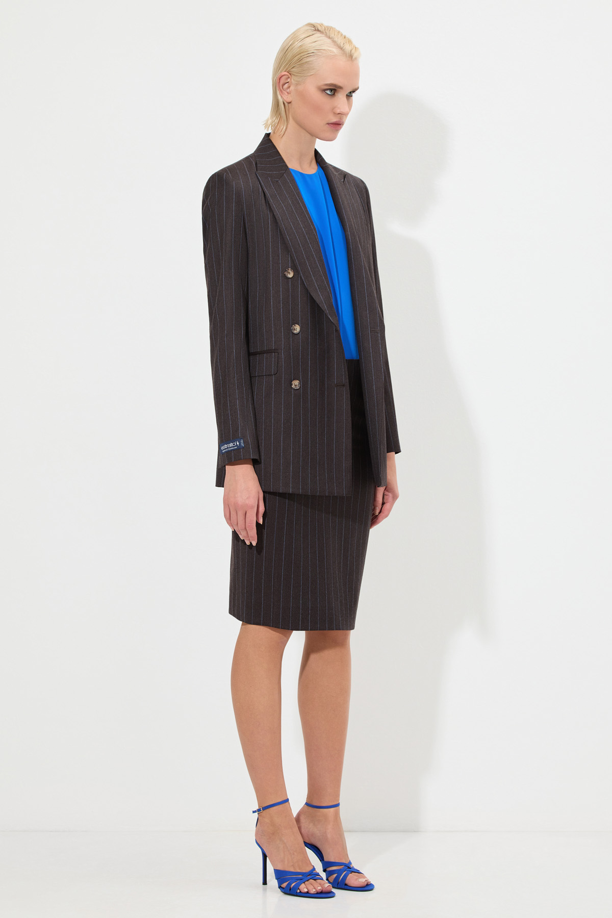 Skirt female ЮБКА VASSA&Co Brown