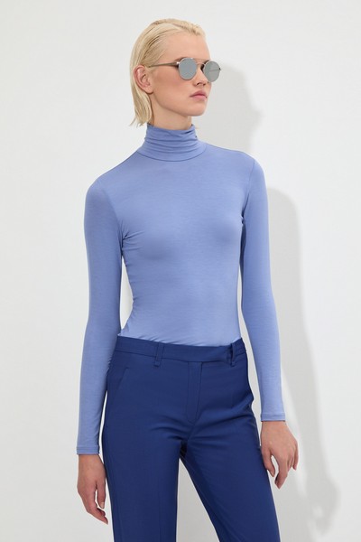 Водолазка VASSA&Co, пол женский, цвет голубой