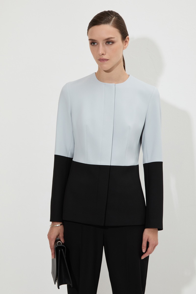 Приталенный жакет VASSA&Co, пол женский, цвет серый