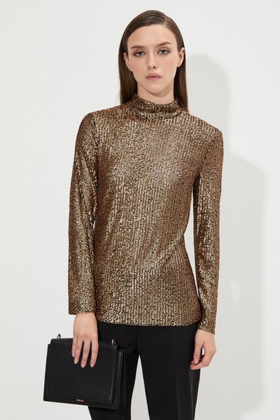 Блузка с пайетками VASSA&Co, пол женский, цвет черный