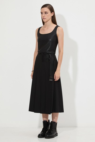 Юбка с запахом VASSA&Co, пол женский, цвет черный