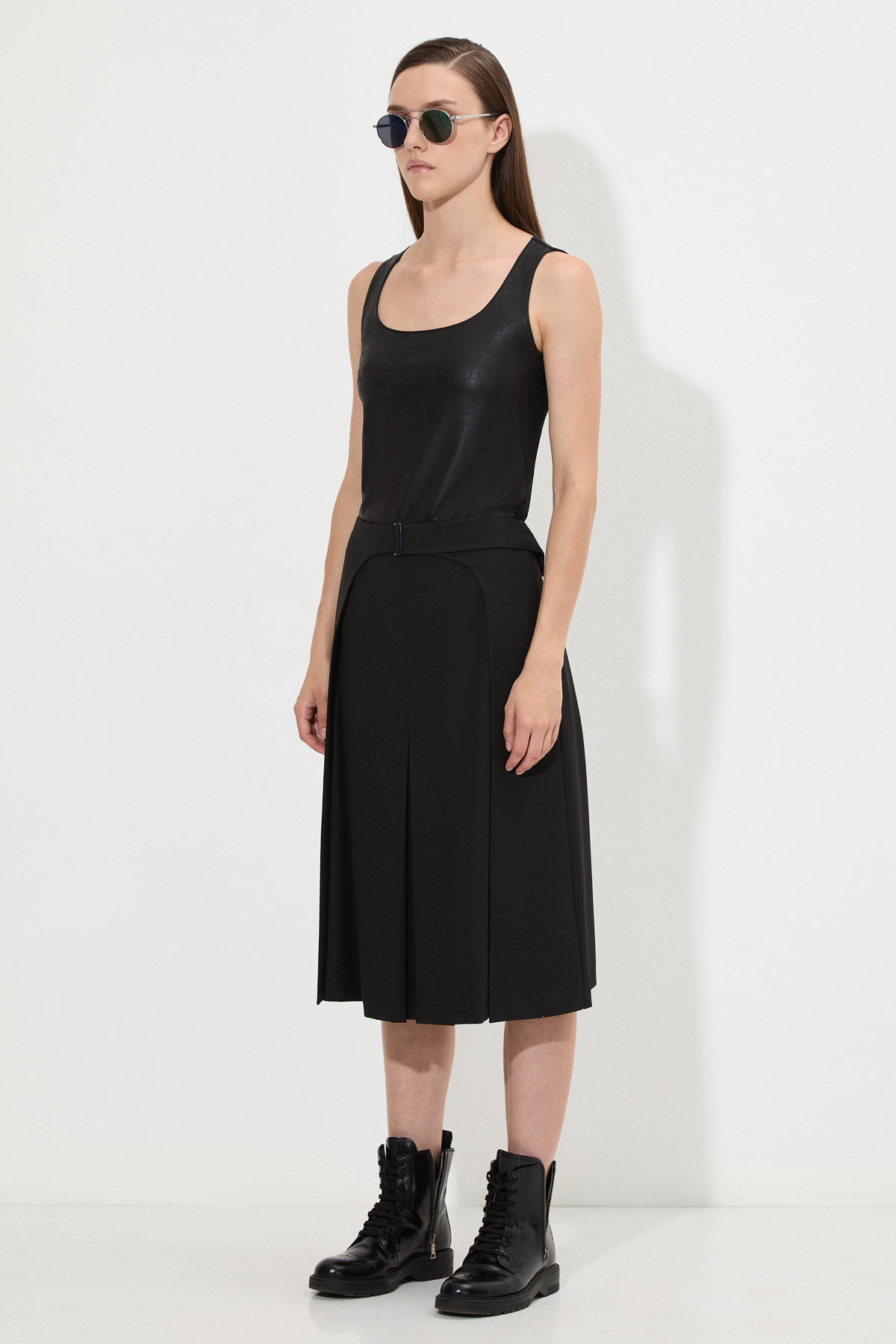 Skirt female ЮБКА VASSA&Co Black