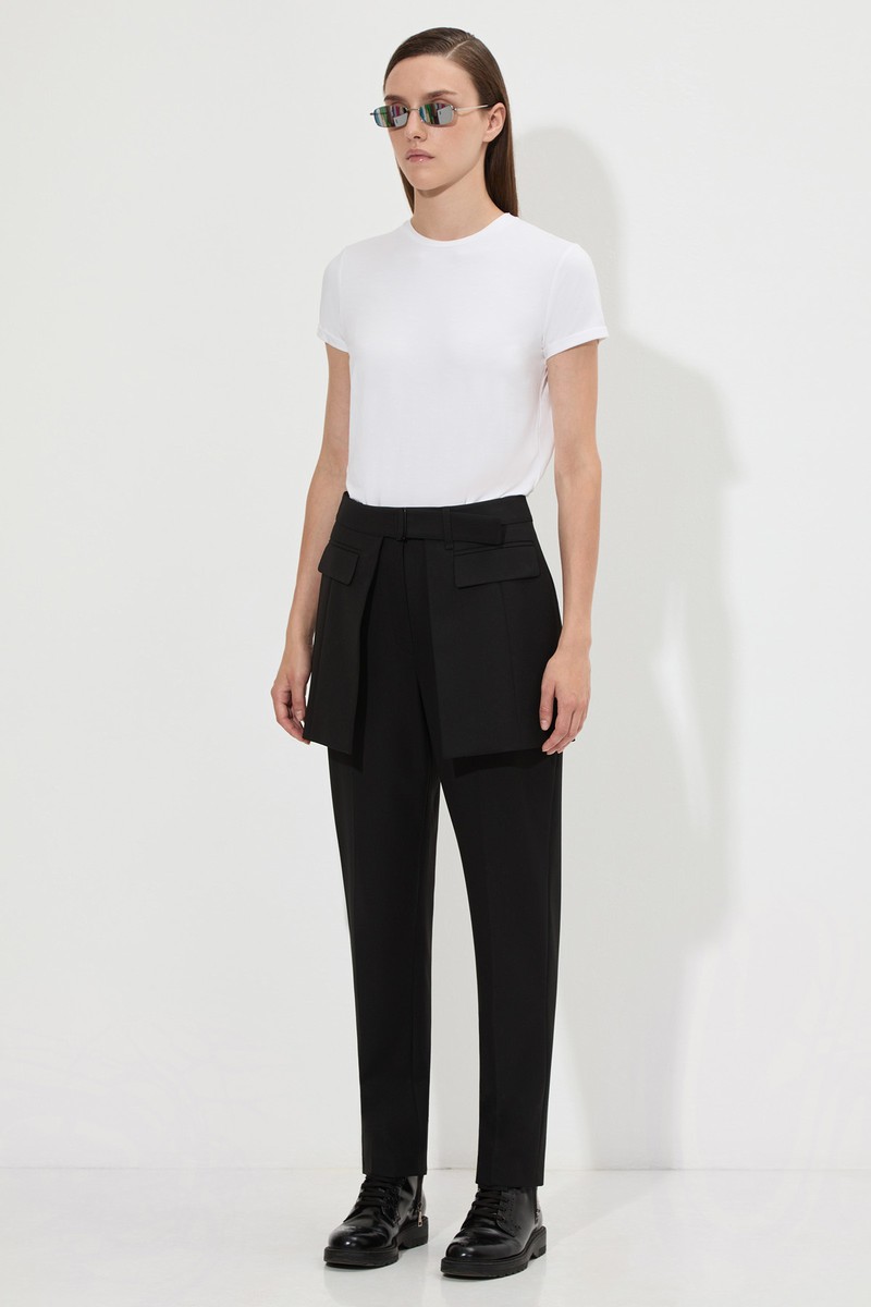 Pants VASSA&Co, пол female, цвет black