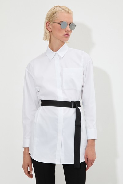 Удлиненная блузка VASSA&Co, пол женский, цвет белый