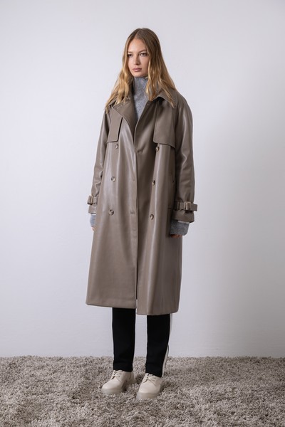 Утепленный плащ VASSA CODE, пол женский, цвет серый