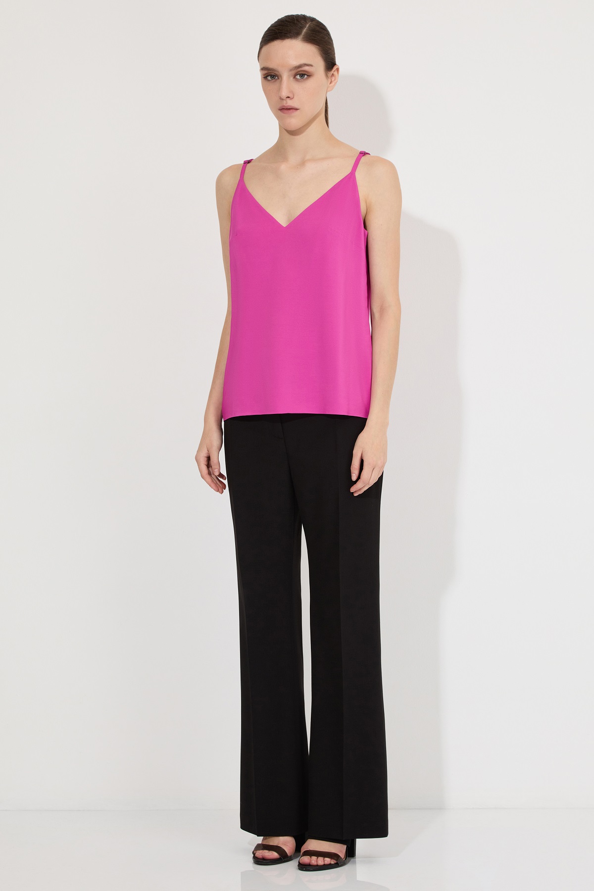 Вискозный топ в бельевом стиле female БЛУЗКА VASSA&Co Pink