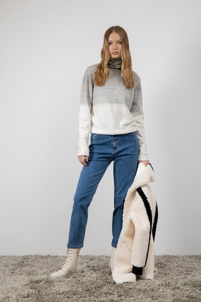 Джинсы Mom Fit , пол женский, цвет синий