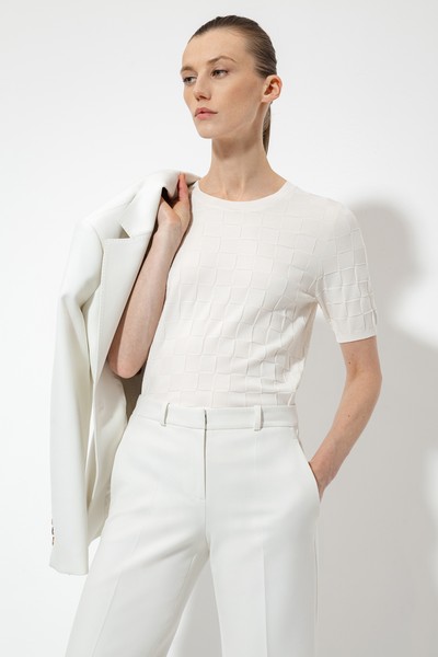 Джемпер с рельефным узором VASSA&Co, пол женский, цвет белый