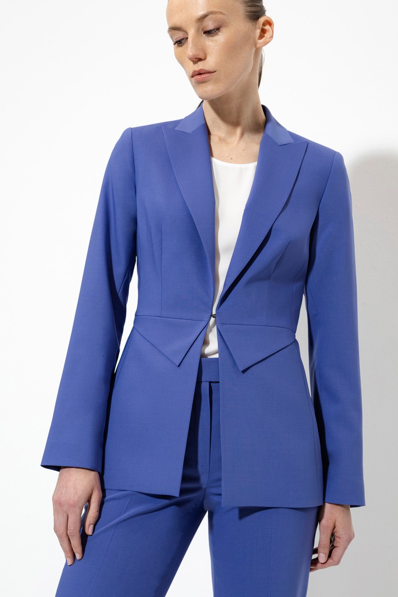 Приталенный жакет VASSA&Co, пол female, цвет violet