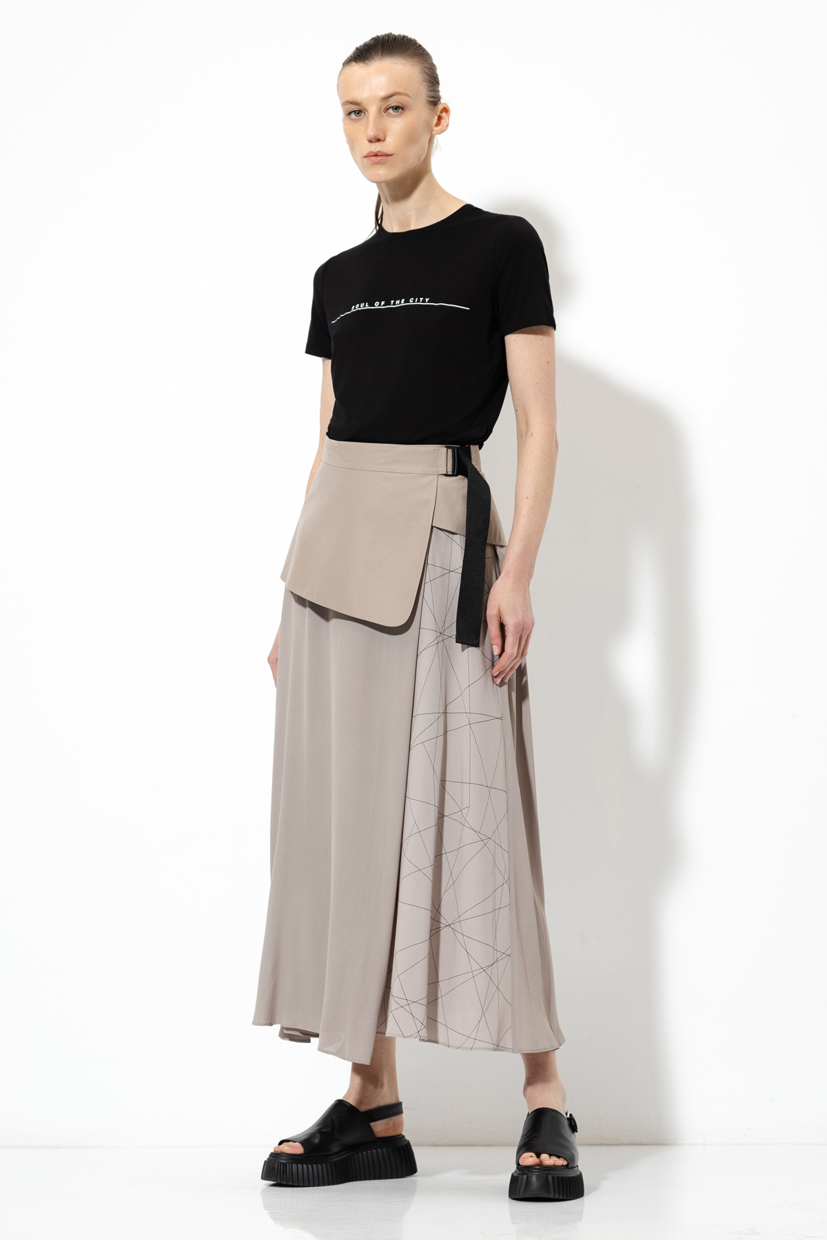 Юбка с баской female ЮБКА VASSA&Co Brown