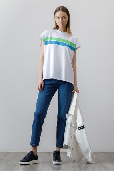 Футболка в полоску , пол женский, цвет белый