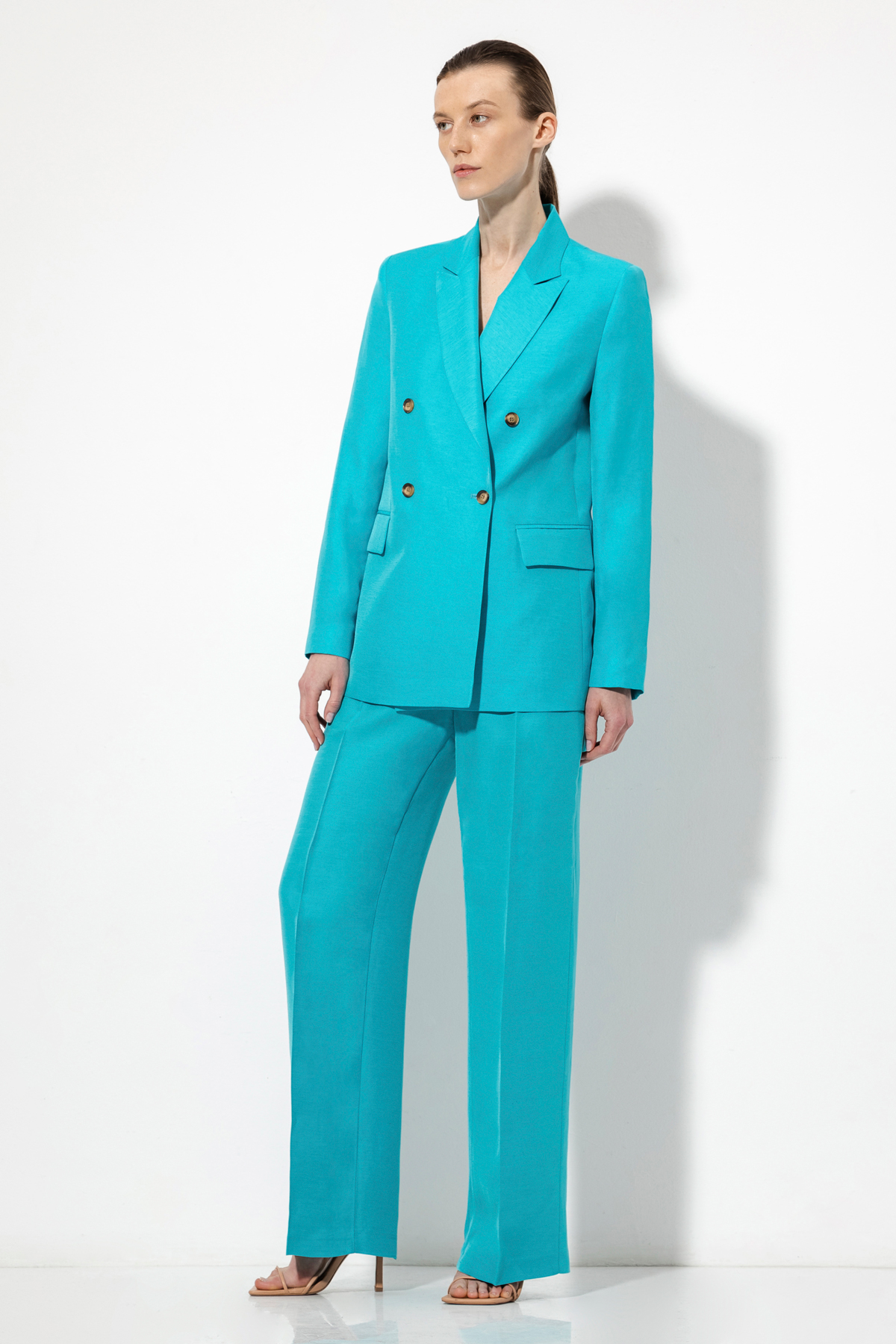 Жакет VASSA&Co, пол женский, цвет голубой