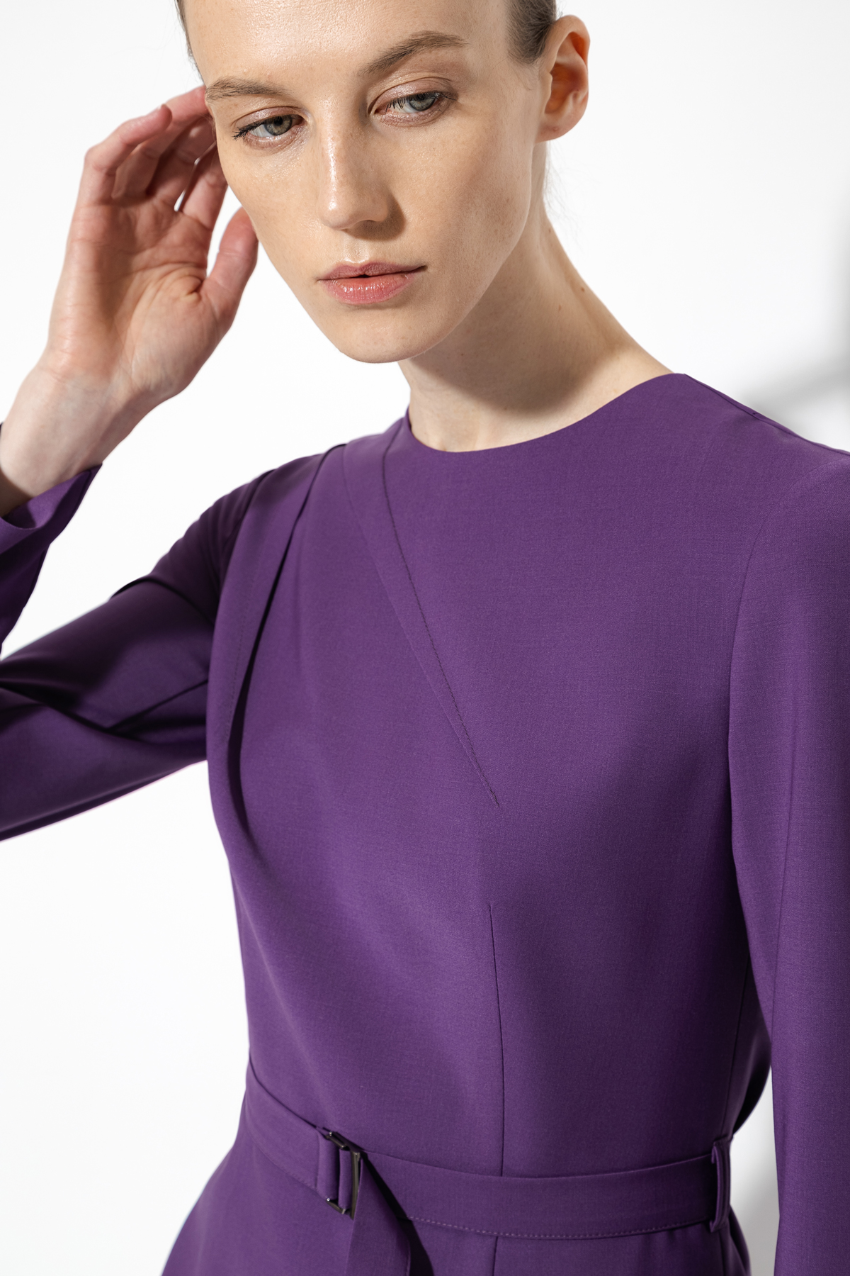 Платье-футляр с драпировкой female ПЛАТЬЕ VASSA&Co Violet