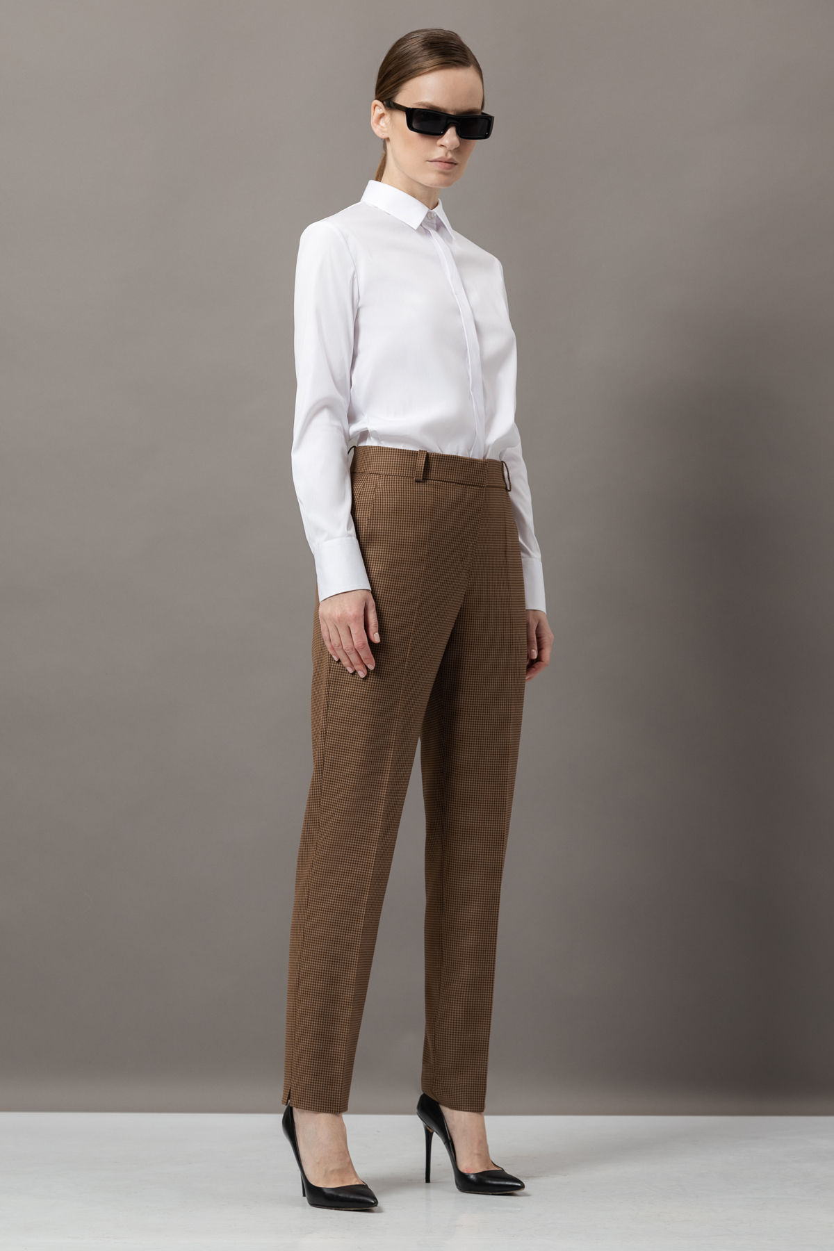 Брюки в мелкую клетку female БРЮКИ VASSA&Co Brown