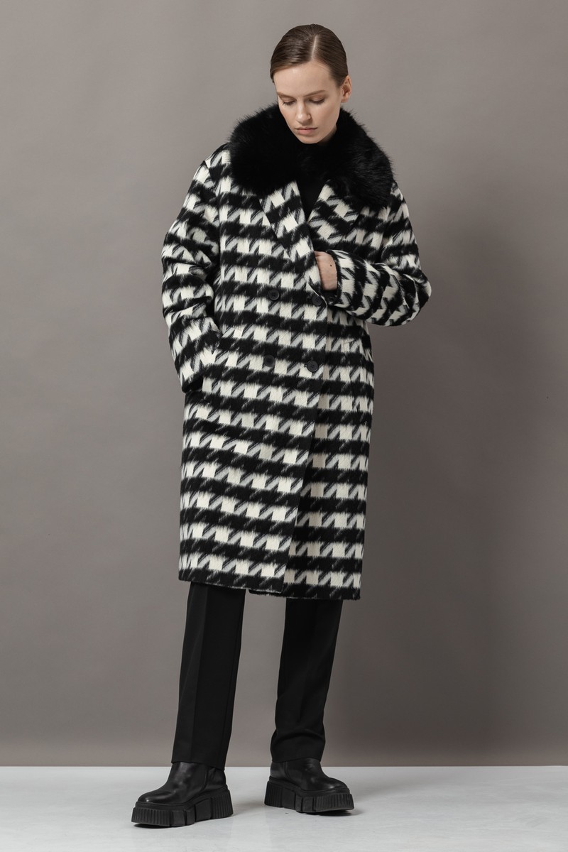 Пальто с принтом VASSA&Co, пол женский, цвет черный