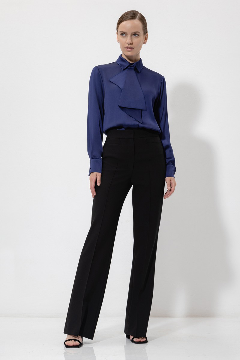 Blouse VASSA&Co, пол female, цвет синий