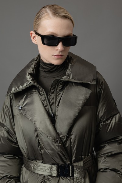 Пуховик со съемным воротником VASSA&Co, пол женский, цвет зеленый