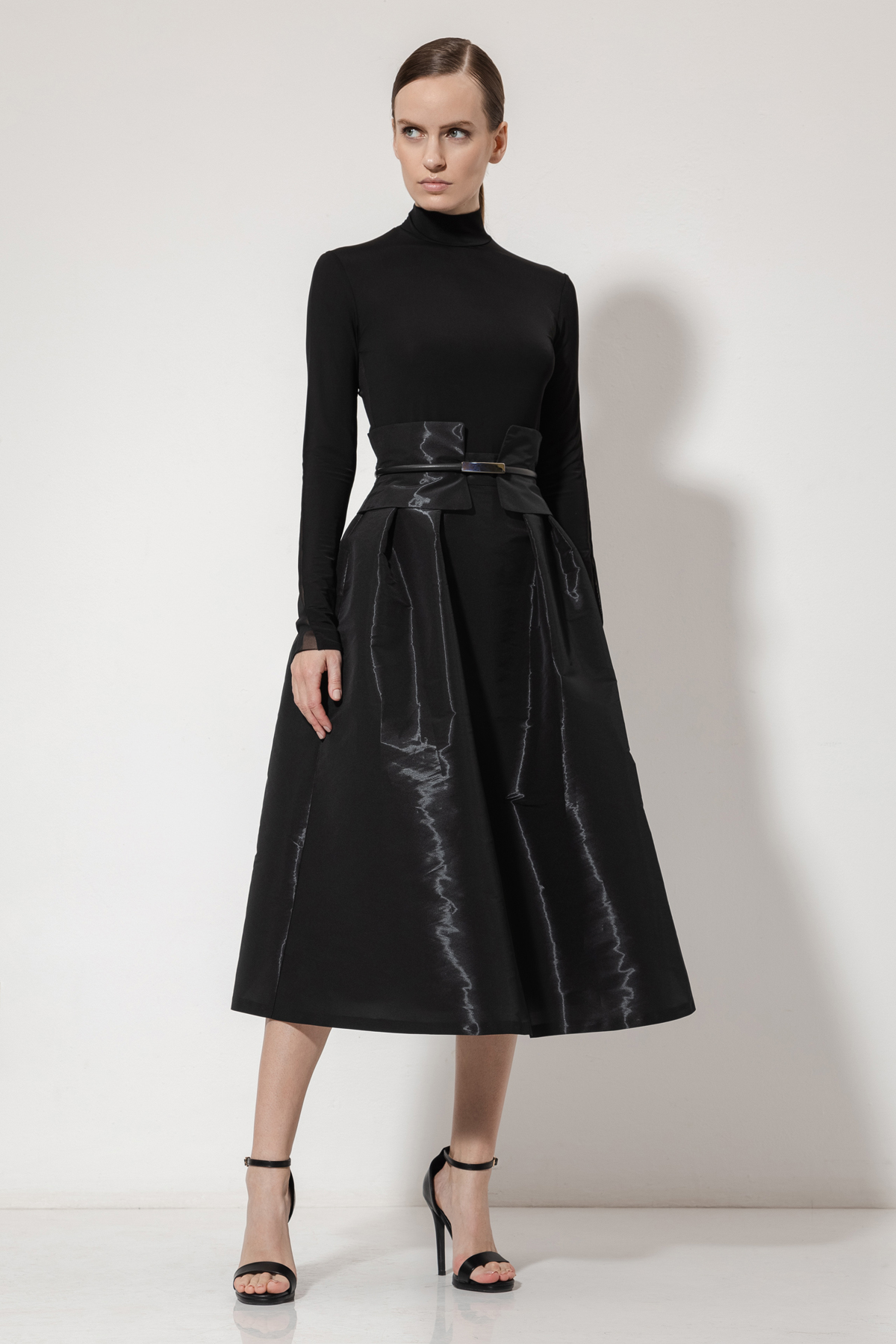 Skirt female ЮБКА VASSA&Co Black