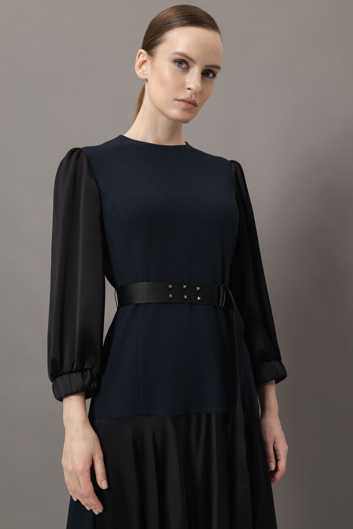 Платье с фактурными деталями female ПЛАТЬЕ VASSA&Co Black