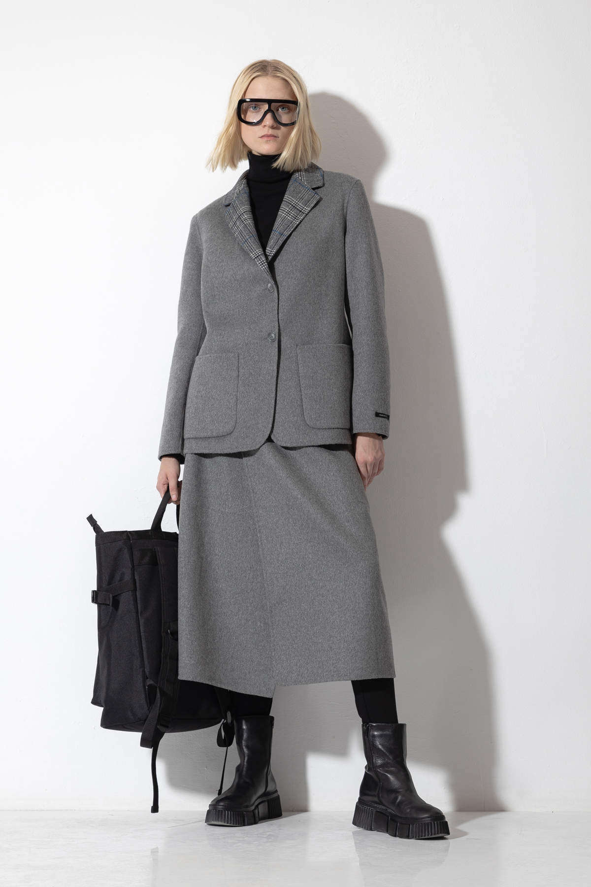 Skirt female ЮБКА ЖЕНСКАЯ VASSA CODE Серый