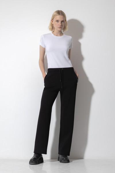 Брюки с лампасами VASSA CODE, пол женский, цвет черный