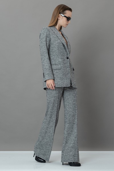 Брюки из фактурной ткани VASSA&Co, пол женский, цвет черный