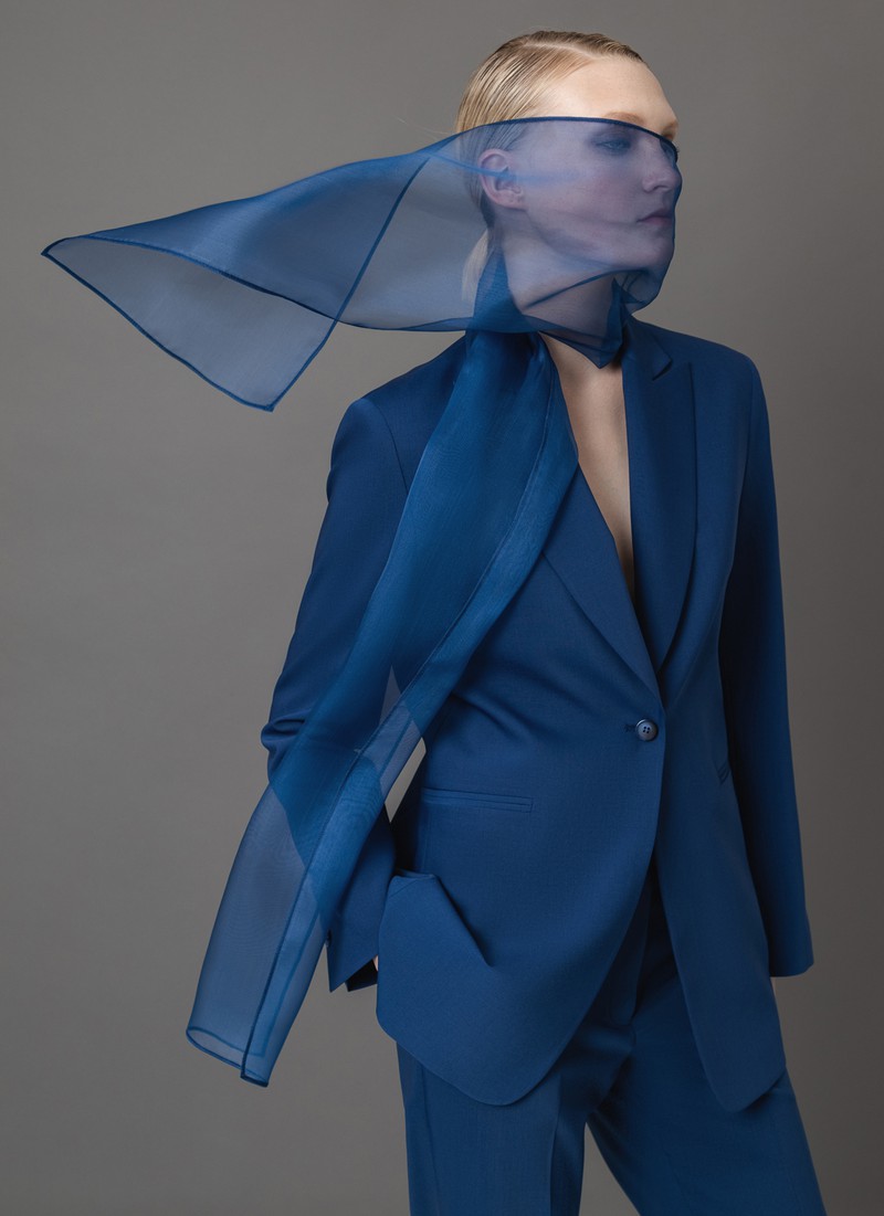 Жакет со съемным шарфом из шелка VASSA&Co, пол женский, цвет синий