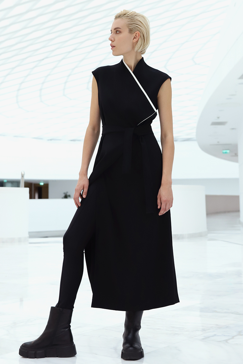 Платье с асимметричным вырезом female ПЛАТЬЕ VASSA&Co Black