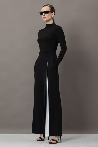 Дизайнерские брюки VASSA&Co, пол женский, цвет черный