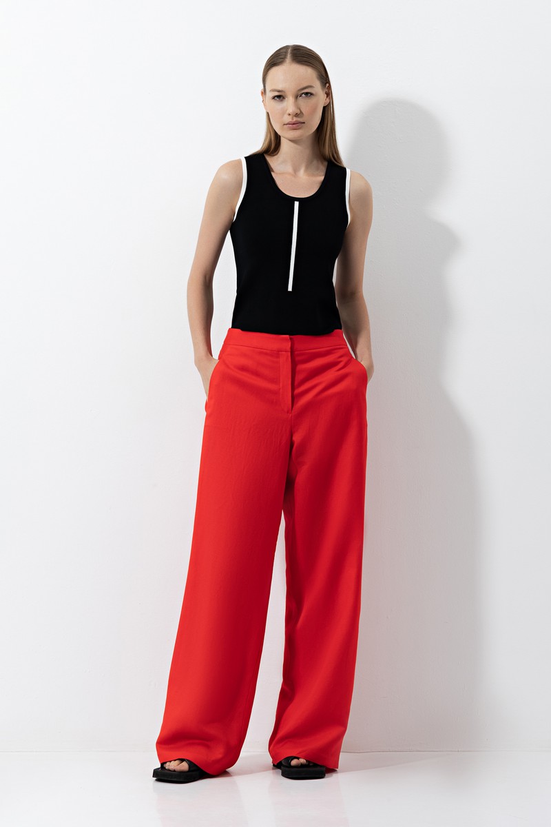 Trousers female БРЮКИ ЖЕНСКИЕ VASSA CODE, VASSA&Co Red