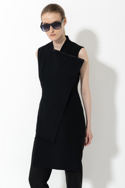 Жилет VASSA&Co, пол женский, цвет черный