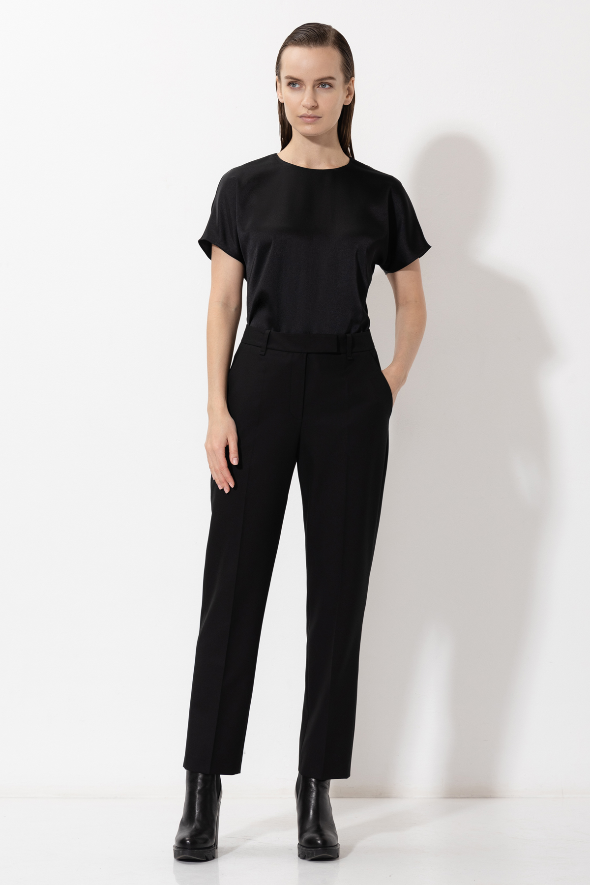 Trousers female БРЮКИ VASSA&Co Black