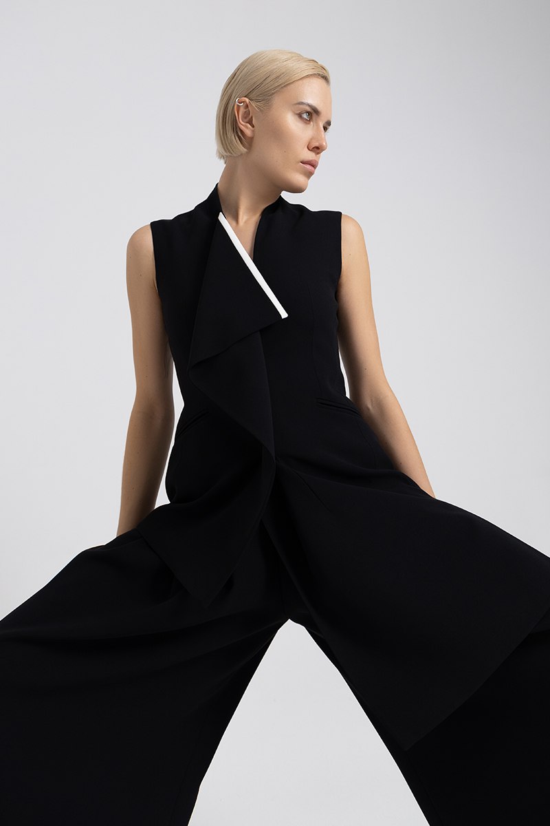 Vest female ЖИЛЕТ VASSA&Co Black