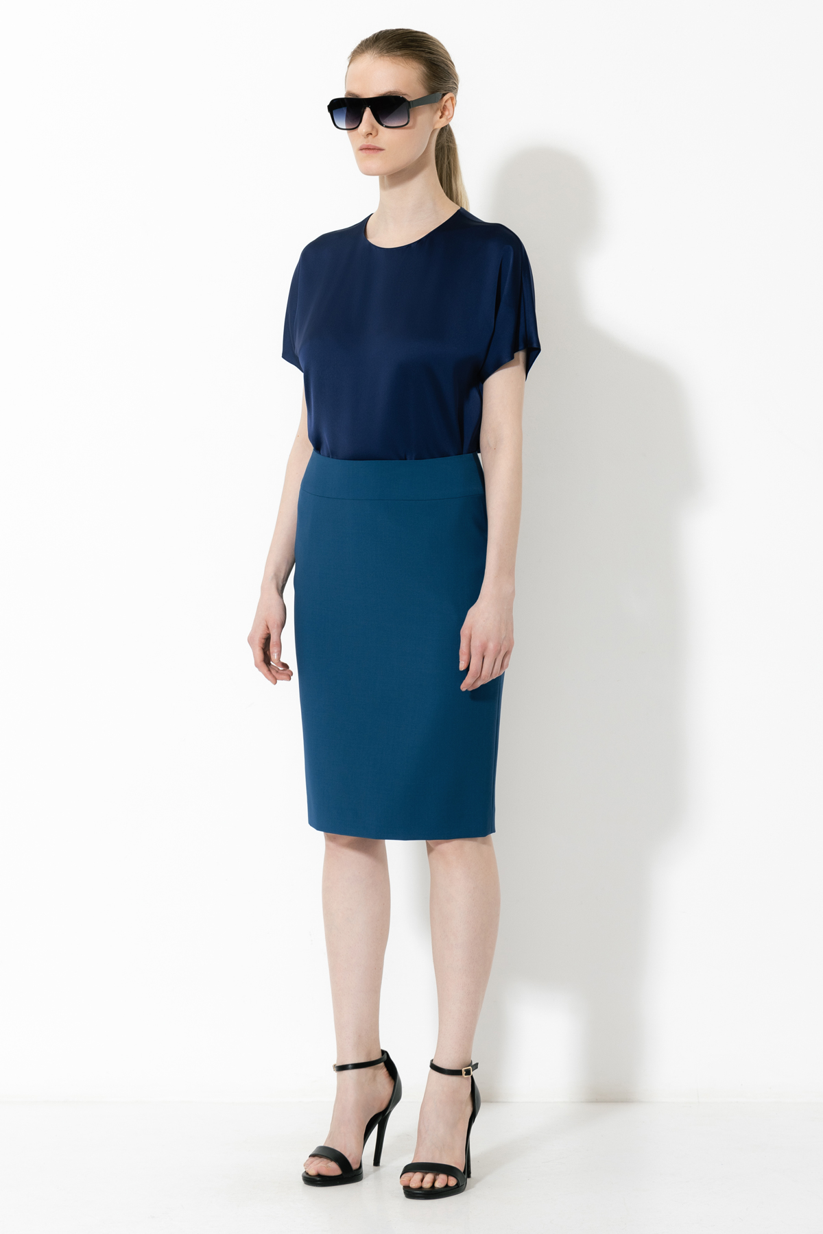 Skirt female ЮБКА VASSA&Co Синий