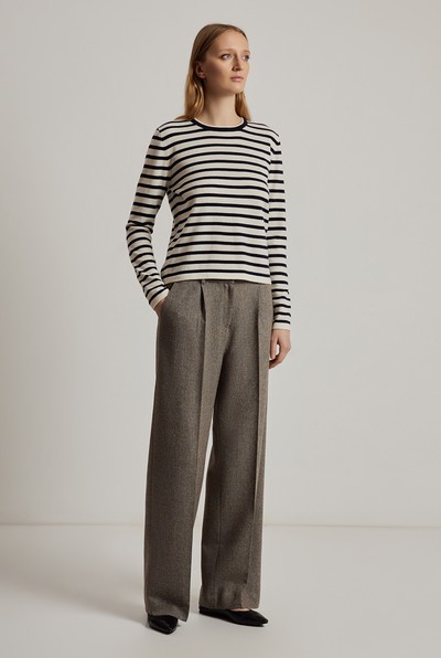 Брюки VASSA CODE, пол женский, цвет коричневый