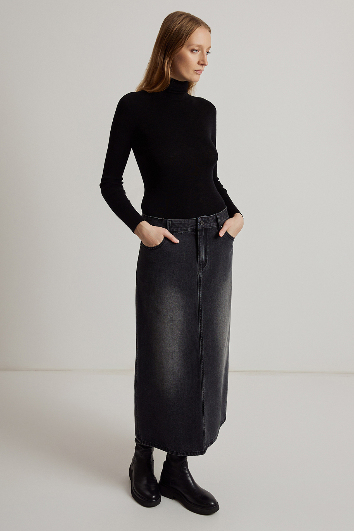 Skirt female ЮБКА ЖЕНСКАЯ VASSA CODE Серый