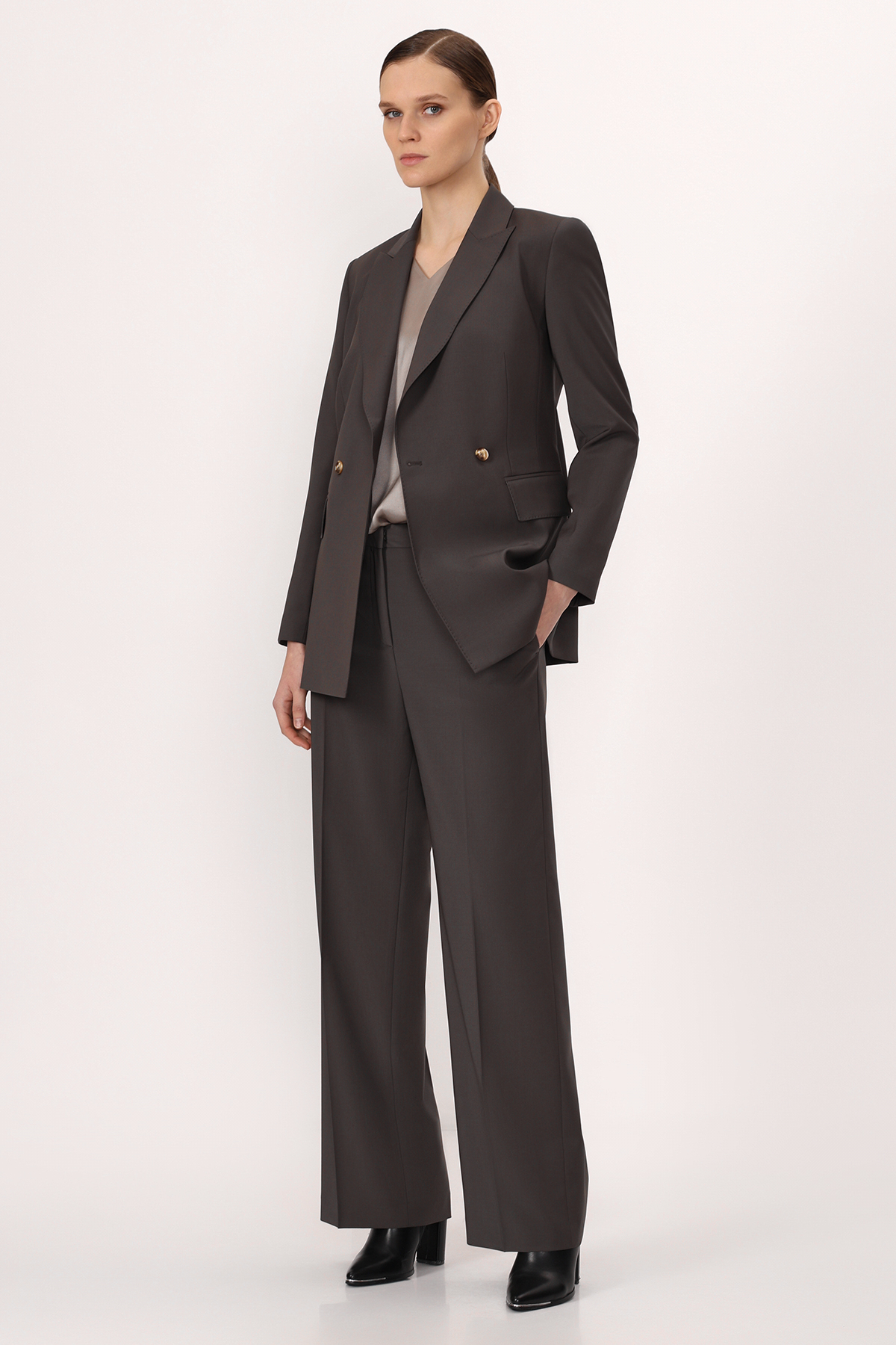Pants female БРЮКИ VASSA&Co Brown