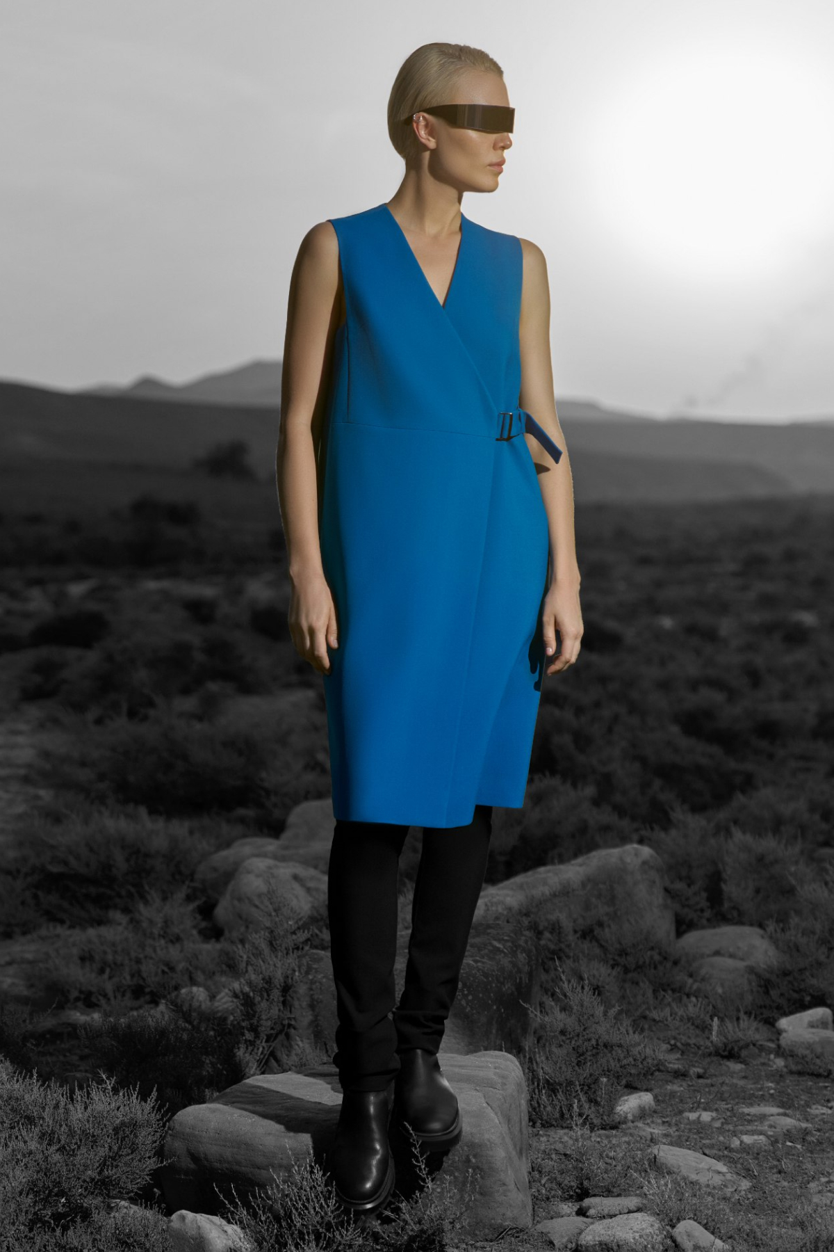 Dress female ПЛАТЬЕ VASSA&Co Синий